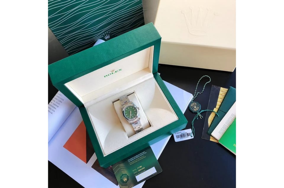 Rolex Oyster Perpetual 31/41mm SS/SS Green/Stk view 4