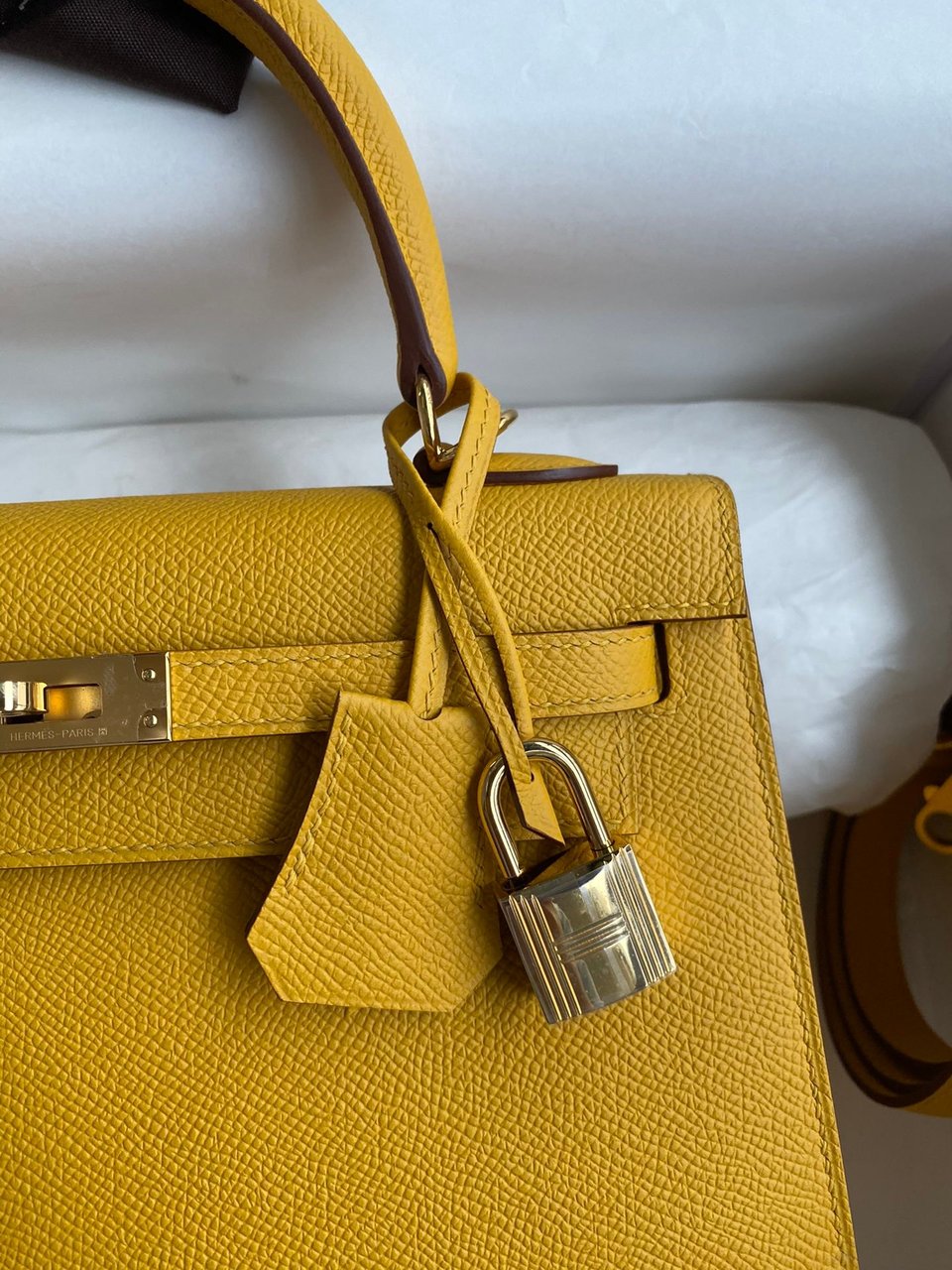 Hermes Kelly 25 Bag In Mustard Yellow Epsom Leather For Women 25cm/10in view 8