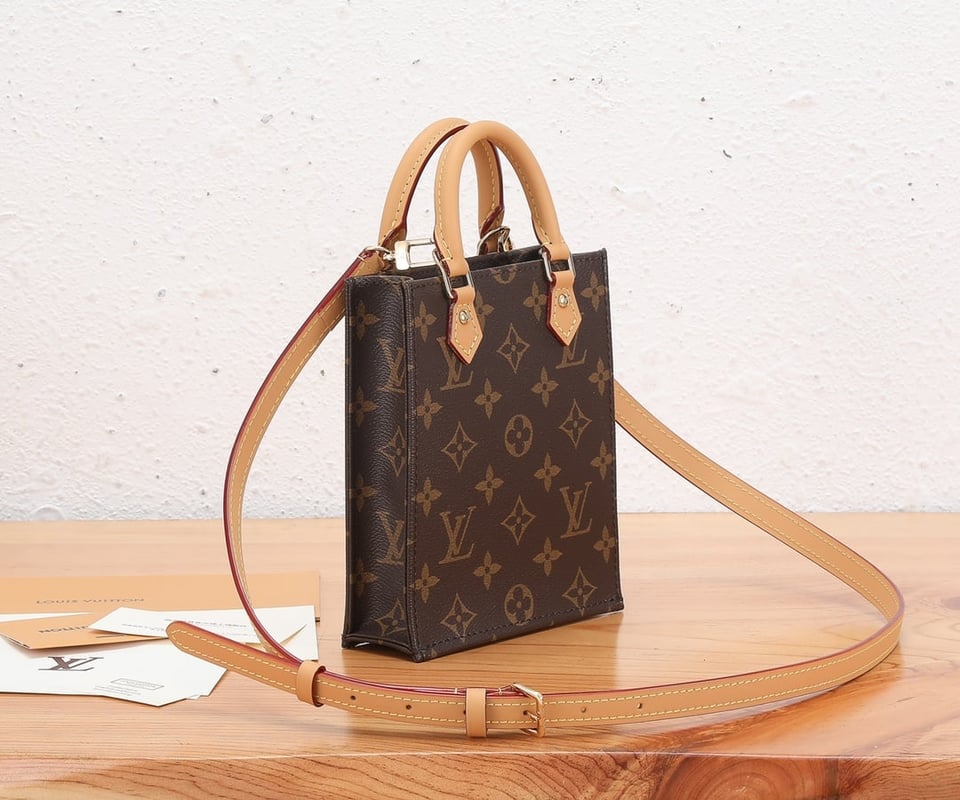 Louis Vuitton OnTheGo Tote Mini 17cm/6.7in Monogram Canvas Brown M81266 – Women view 6