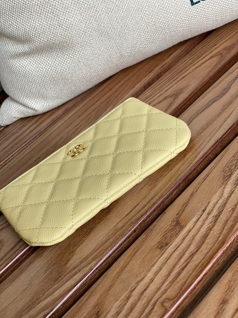 Chanel Zipped Wallet 15 Yellow Caviar Gold Hardware view 3