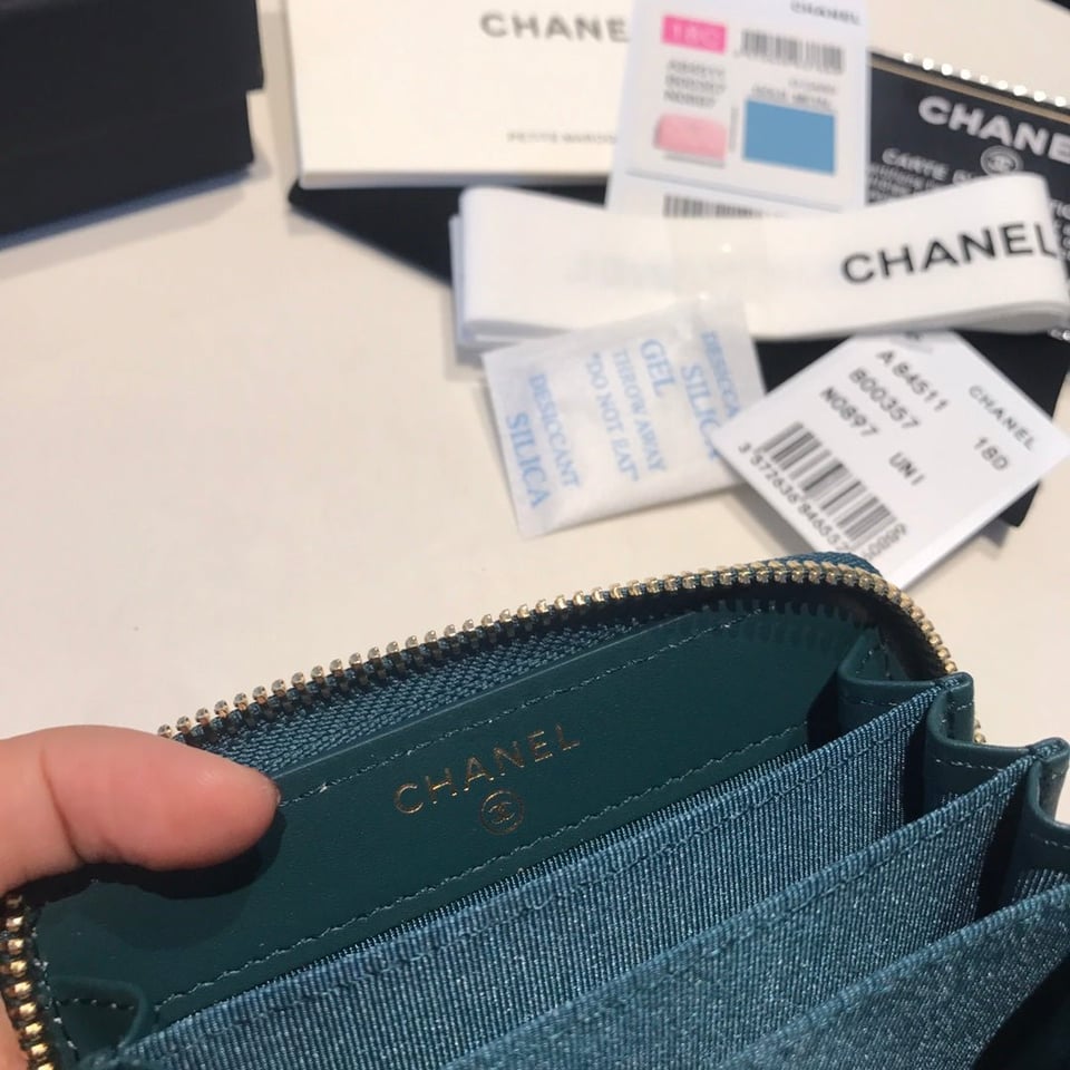 Chanel Zipped Caviar Purse 11 Ocean Calfskin Gold Icon view 10
