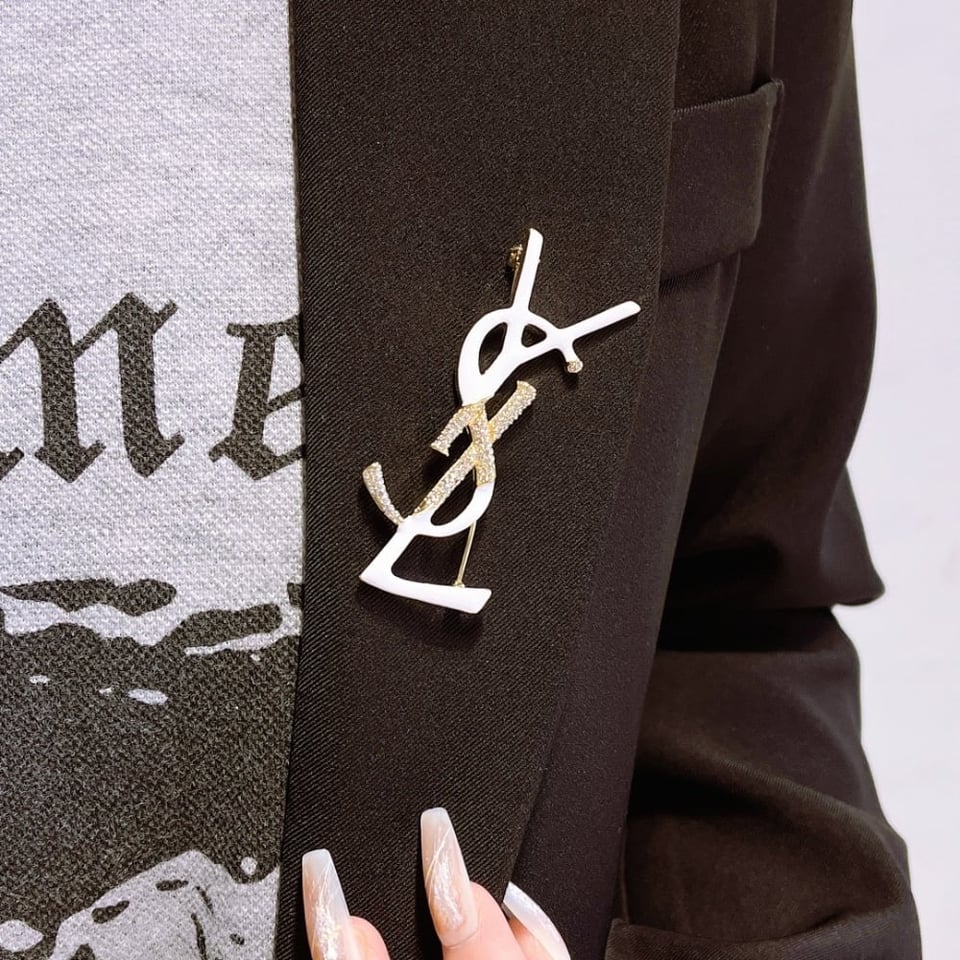 Saint Laurent Ysl Brooch White view 3