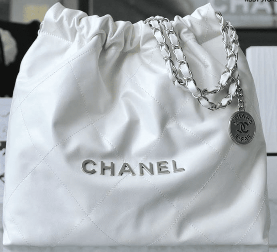 Chanel 22 Handbag White 42Cm/16.4in As3261 With Silver view 8