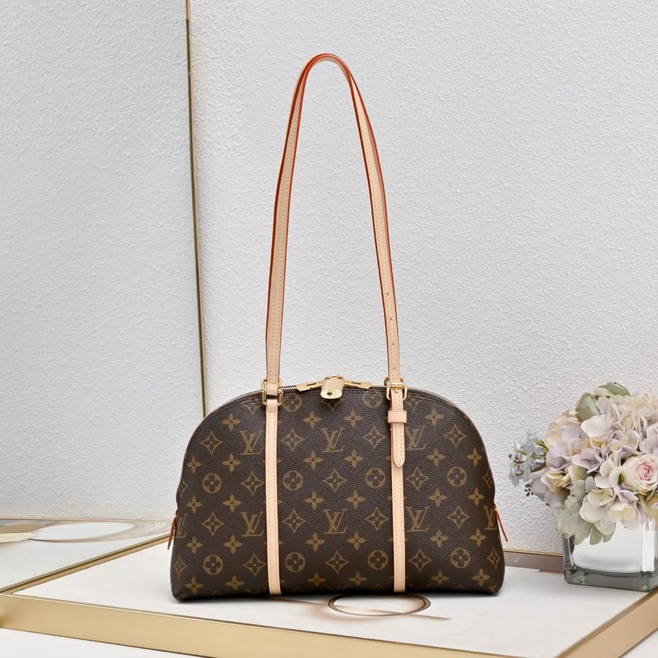 Louis Vuitton Squire PM Bag 30cm M28951 view 2