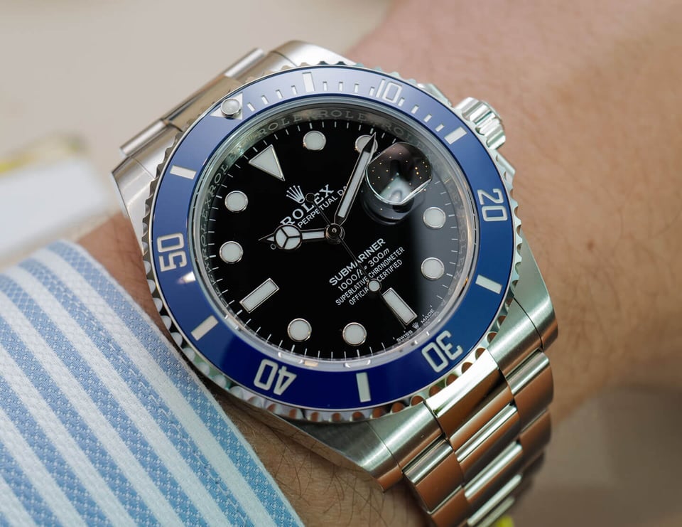 Rolex Submariner 41mm Black Dial 126619LB view 7