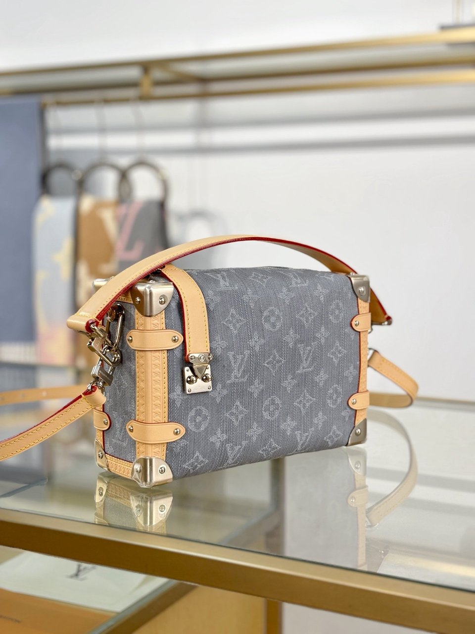 Louis Vuitton Grey Monogram Denim Side Trunk MM M13285 23.5cm/ 9.3in view 8