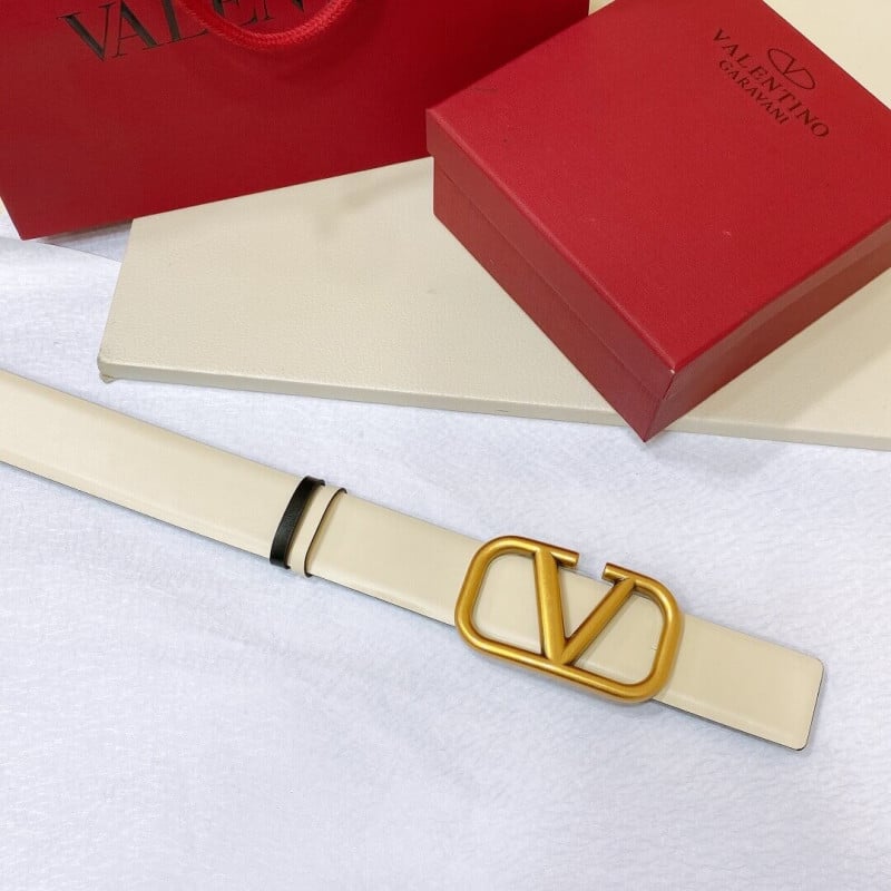 Valentino Reversible Vlogo Signature Belt In Glossy Calfskin 40 mm Women’s Belt White view 3