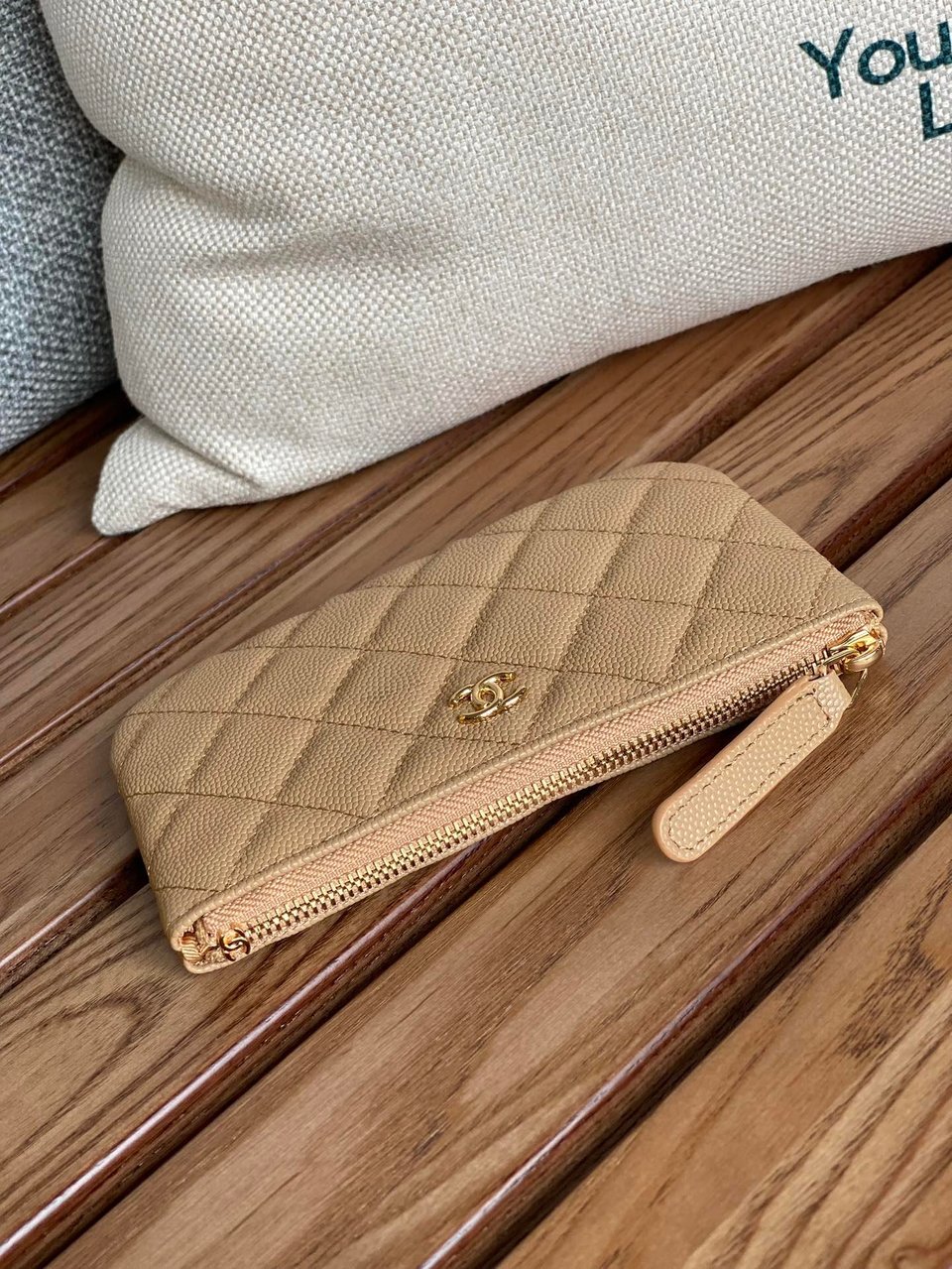 Chanel Zipped Wallet 15 Beige Caviar Gold Hardware view 7