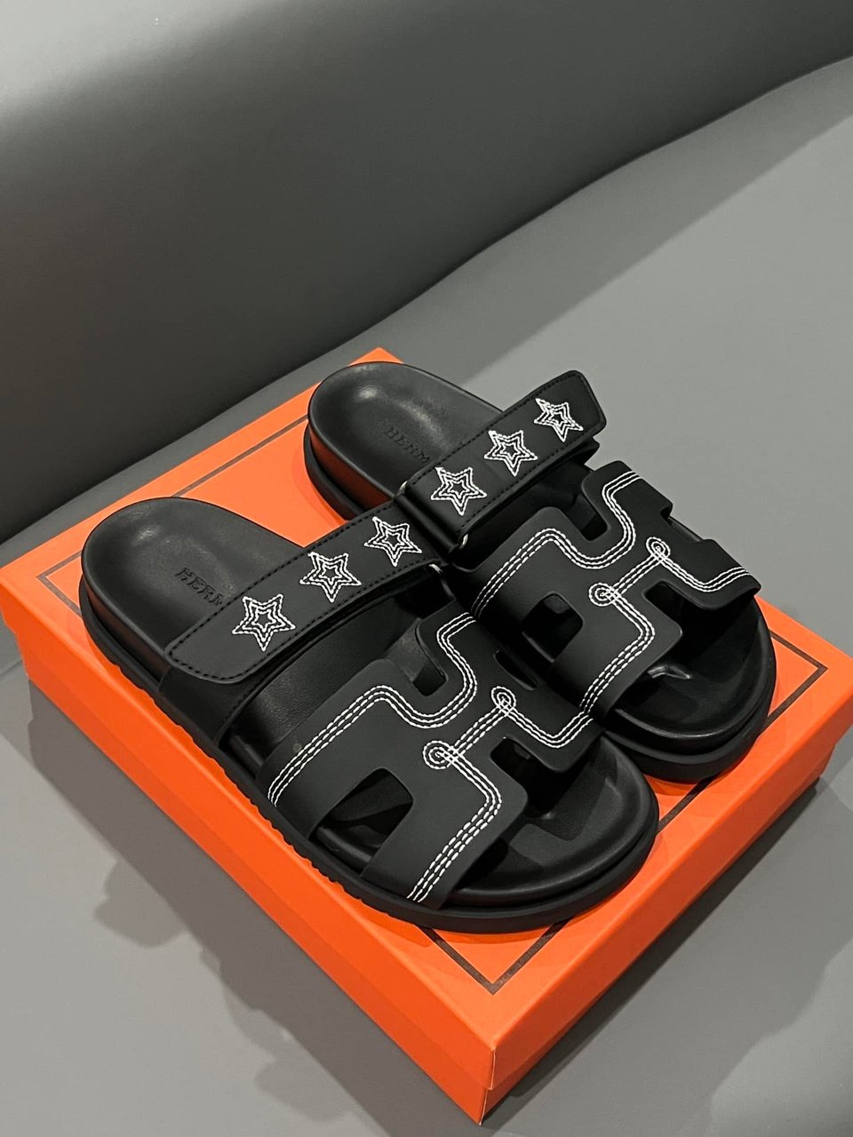 Hermes Chypre Sandal Star Stitched Noir H232142Z 02340 view 8