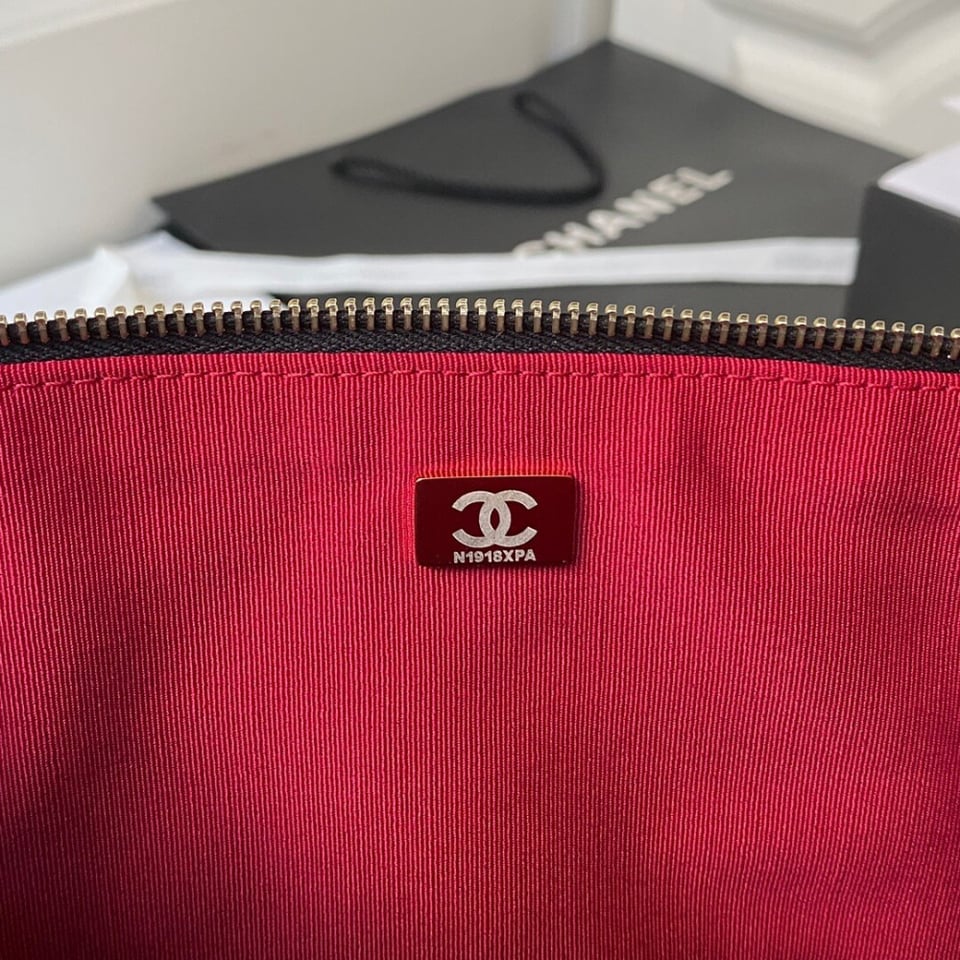 Chanel Hobo Bag view 12