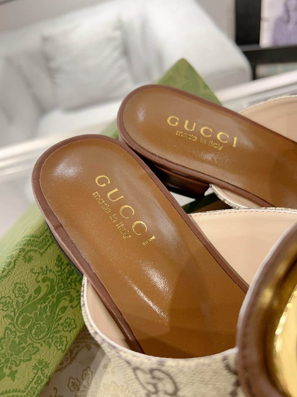 Gucci Blondie Thong Sandals Brown P00810550 view 8