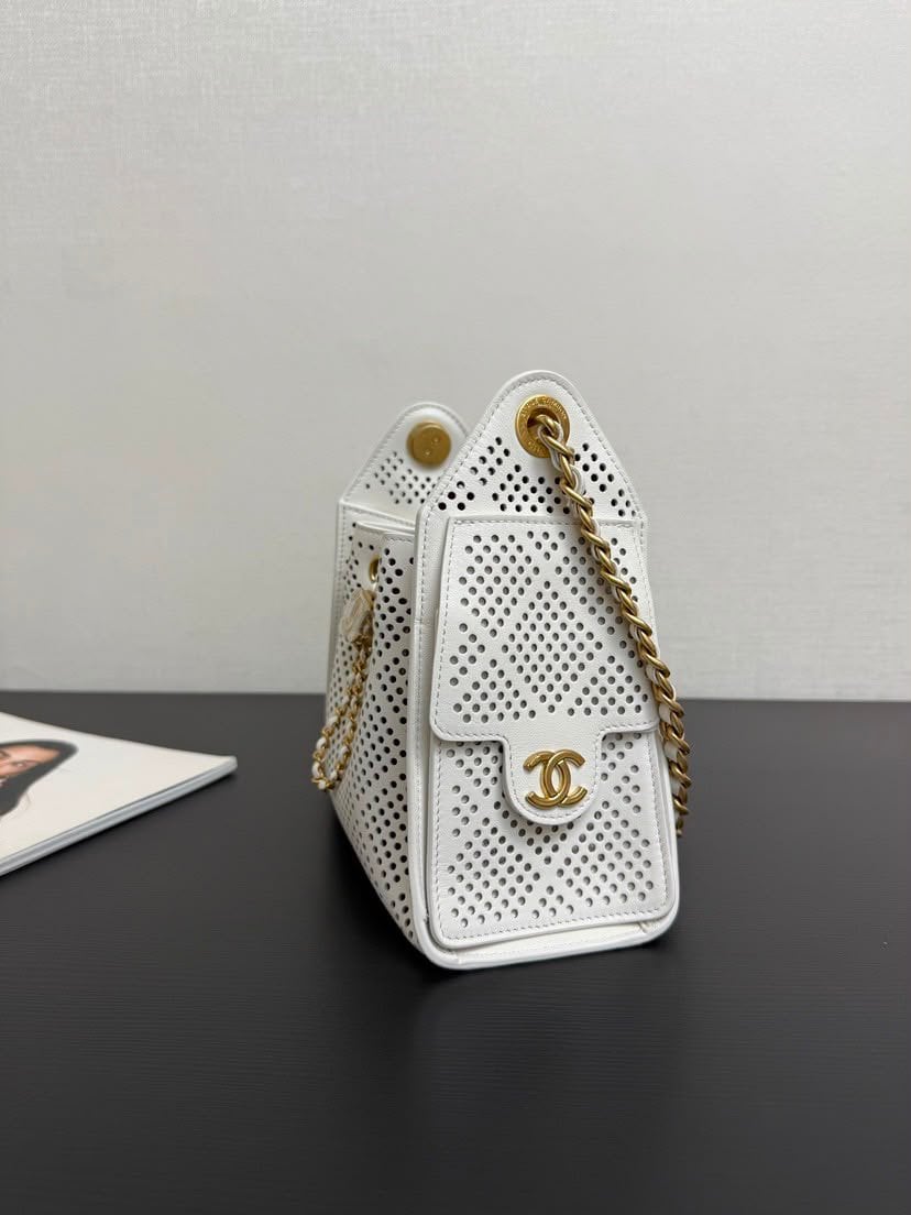 Chanel See Through Drawstring Bucket Bag Calfskin 22cm/8.7in view 11