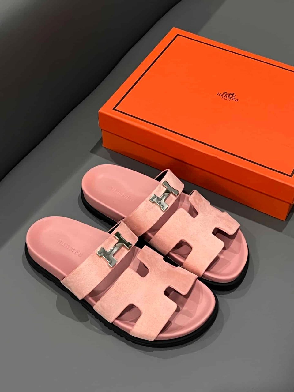 Hermes Chypre Sandal H Logo Silver Hardware Pink view 3