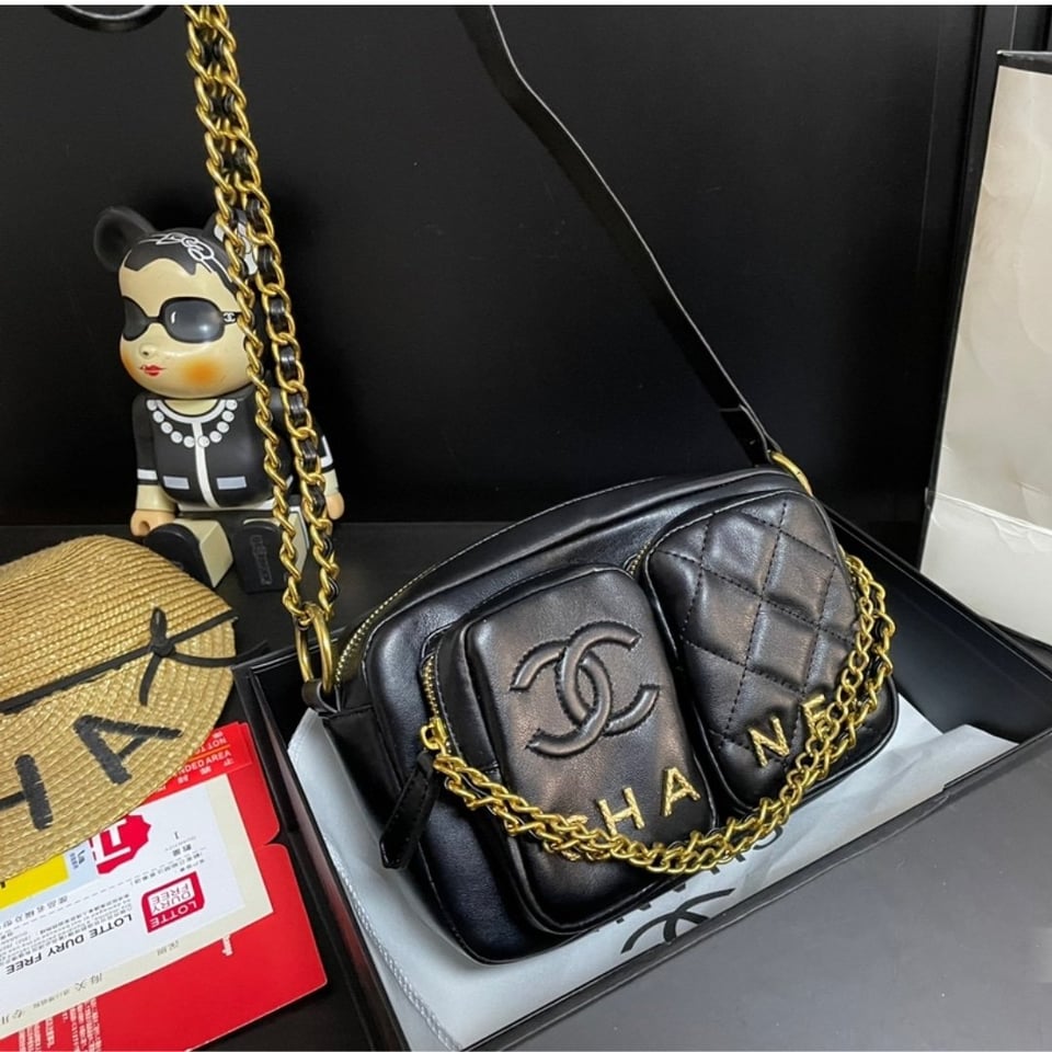 Chanel Quilted Small Camera Case Calfskin Black 22Cm/8.7in view 4