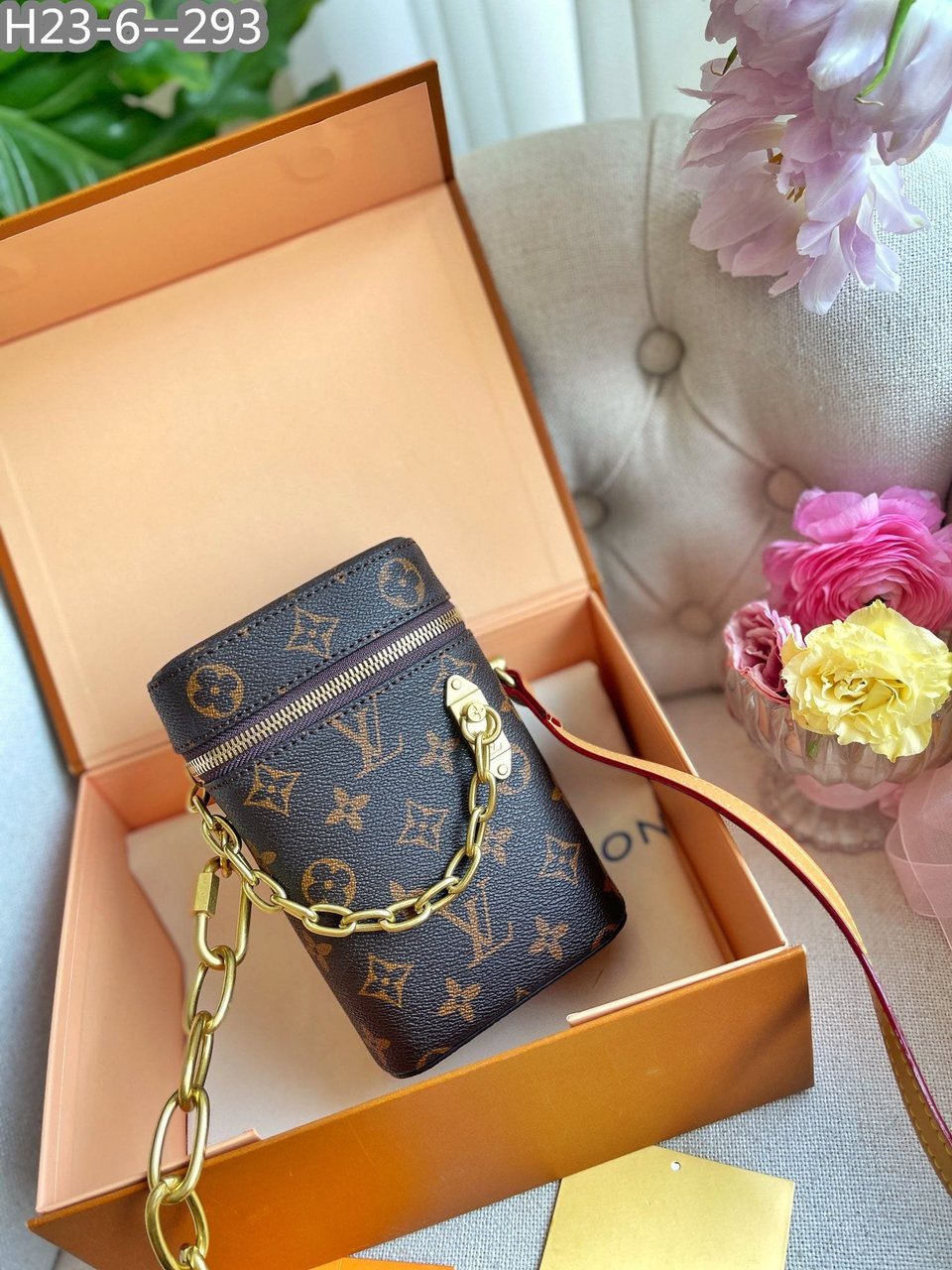 Louis Vuitton Phone Box Monogram Legacy Brown 18Cm M44914 view 3