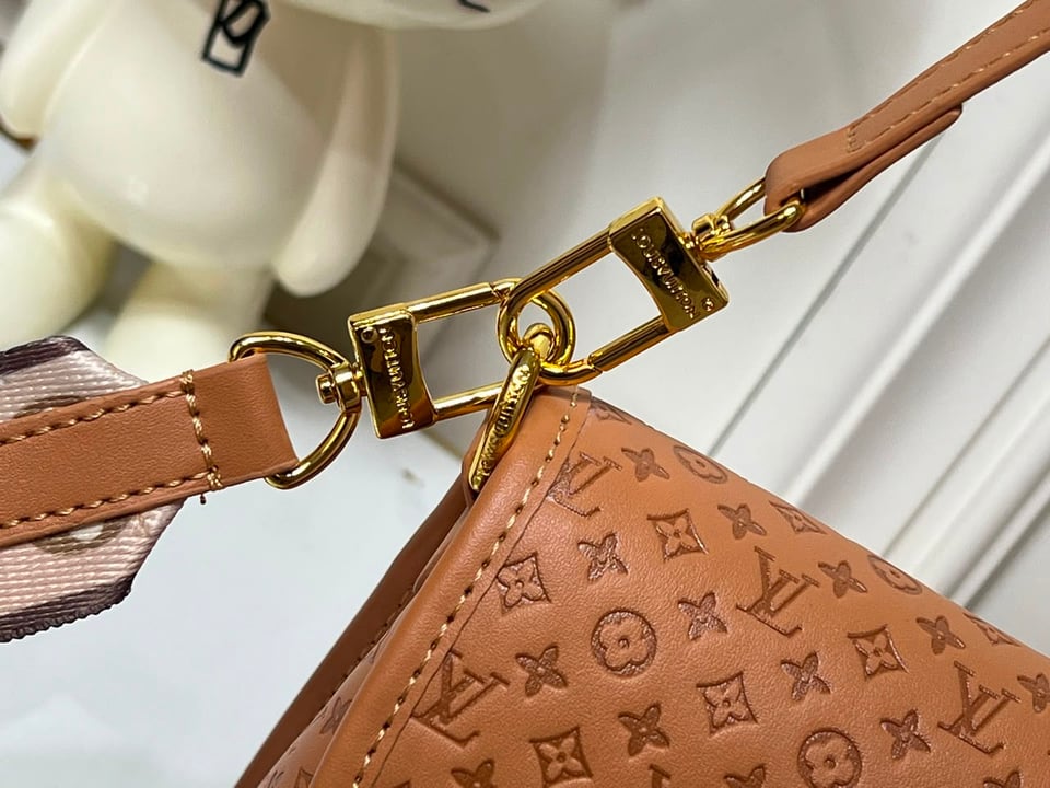 Louis Vuitton Diane PM Bag Noisette Color 24cm M29162 view 7