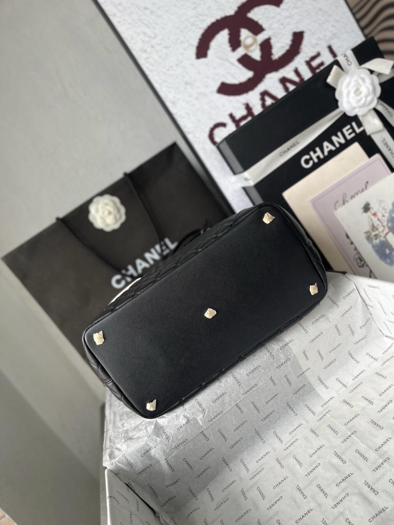 Chanel White High Quality Cambon Tote Bag Black view 9