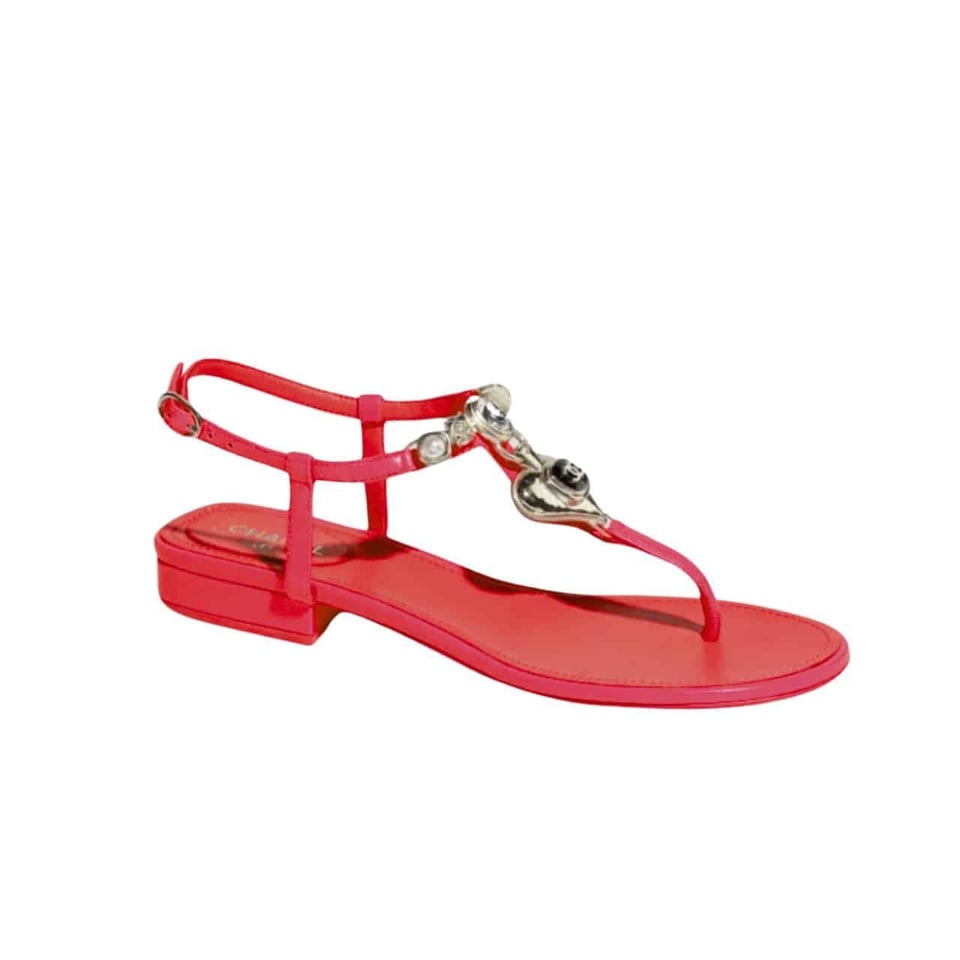 Chanel Shiny Pearl Crystal Cc Heart Thong Sandals Red G39674 X01000 0S084 view 2