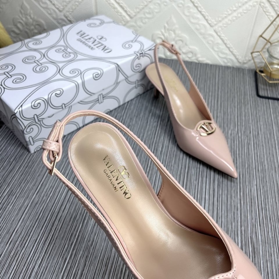 Valentino Vlogo The Bold Edition Slingback Pumps In Patent Leather 60Mm In Beige Rose view 6