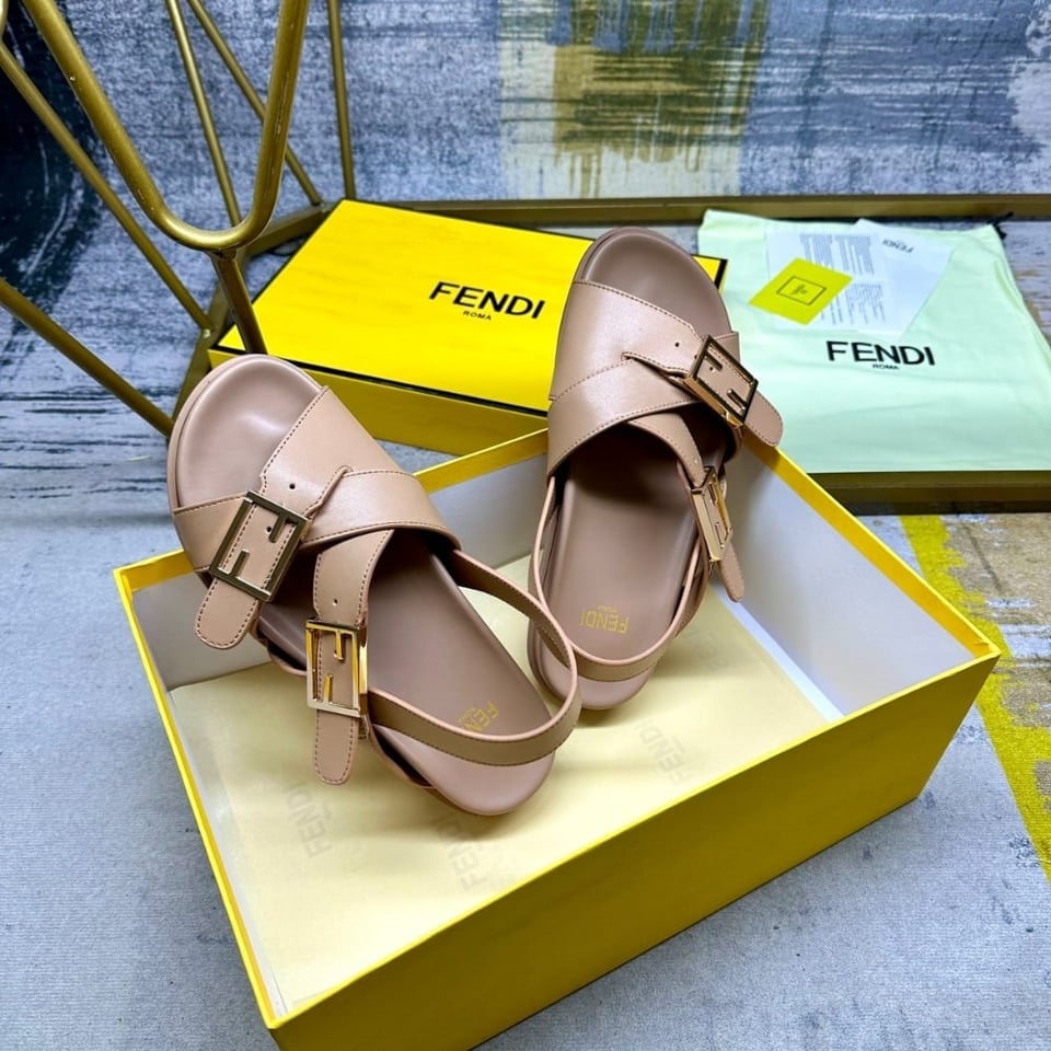 Fendi Feel Leather Slides Beige 8X8647Na7F0Qb8 view 3