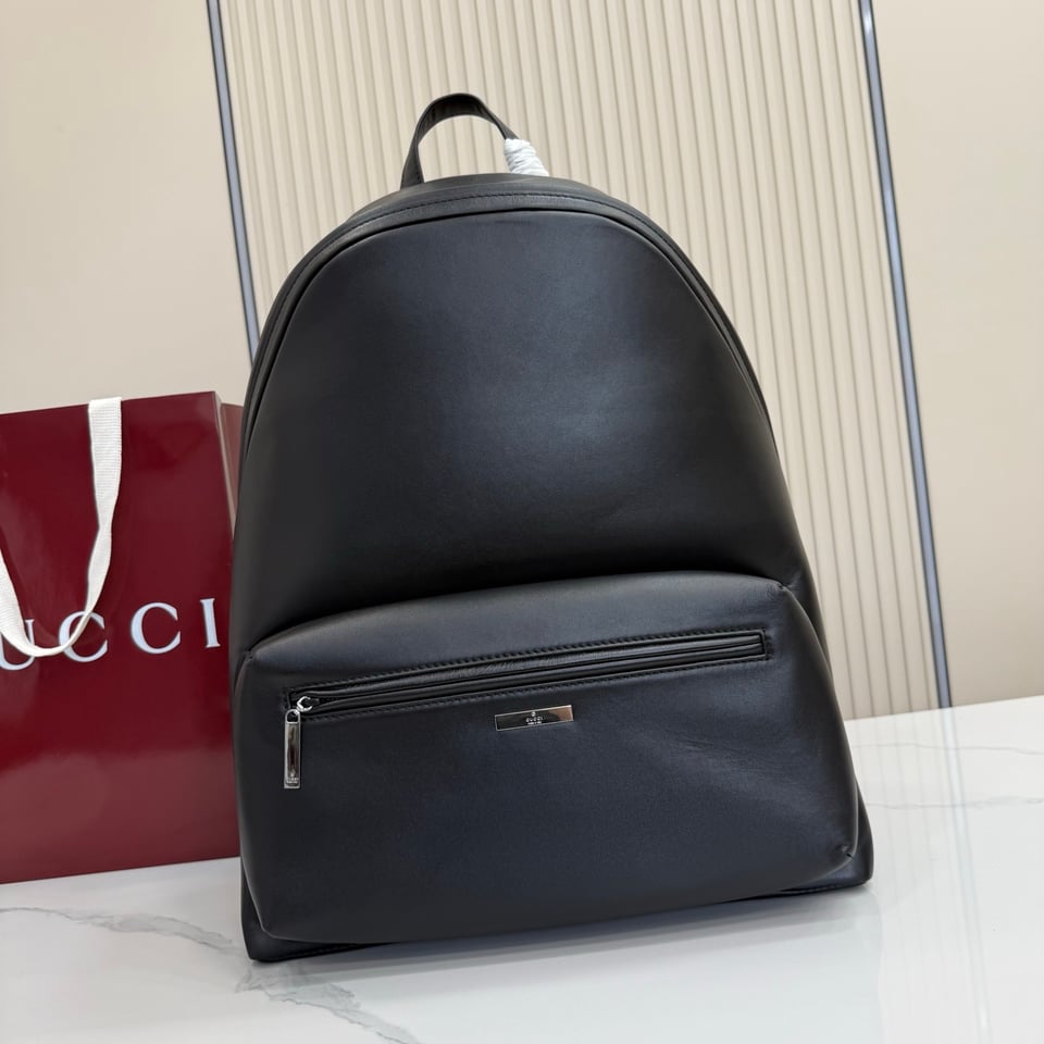 Gucci Tag Large Backpack 875226 Black Leather 45cm/17/7in view 2