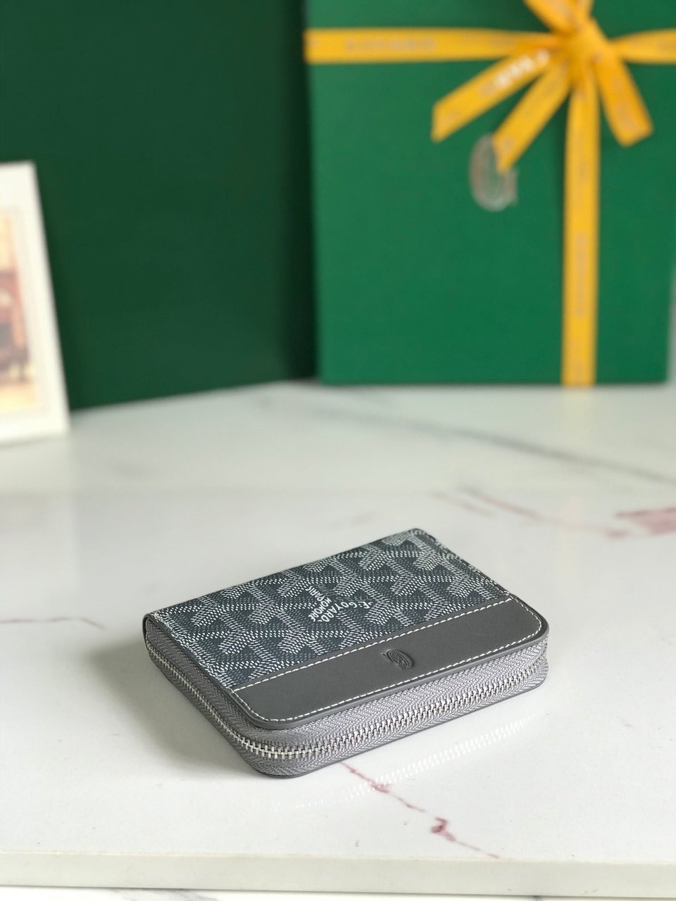 Goyard Matignon Mini Wallet 11 Cm Gray Goyardine Canvas And Calfskin view 3
