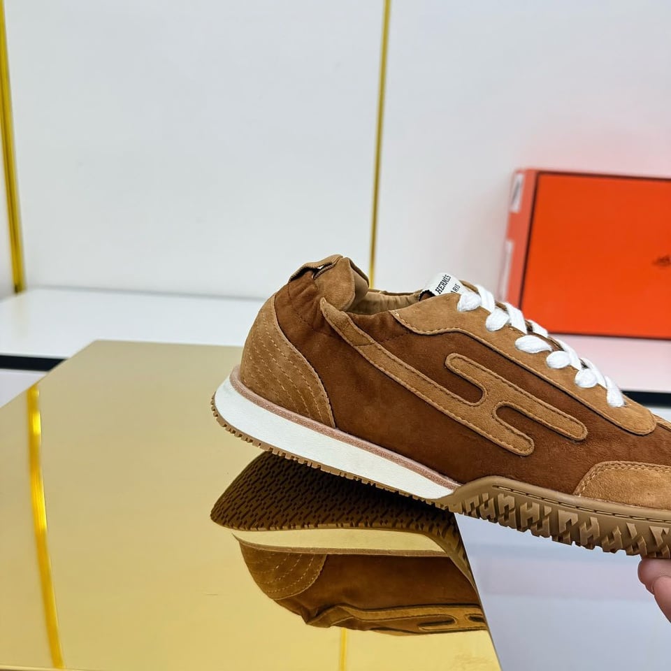 Hermes Jet Sneakers Brun Amourette / Miel Color Goatskin H242925ZHWT410 view 8
