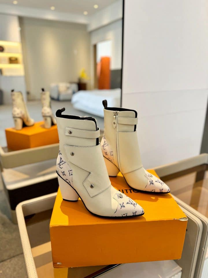 Louis Vuitton Trinity Boot Monogram And White view 7