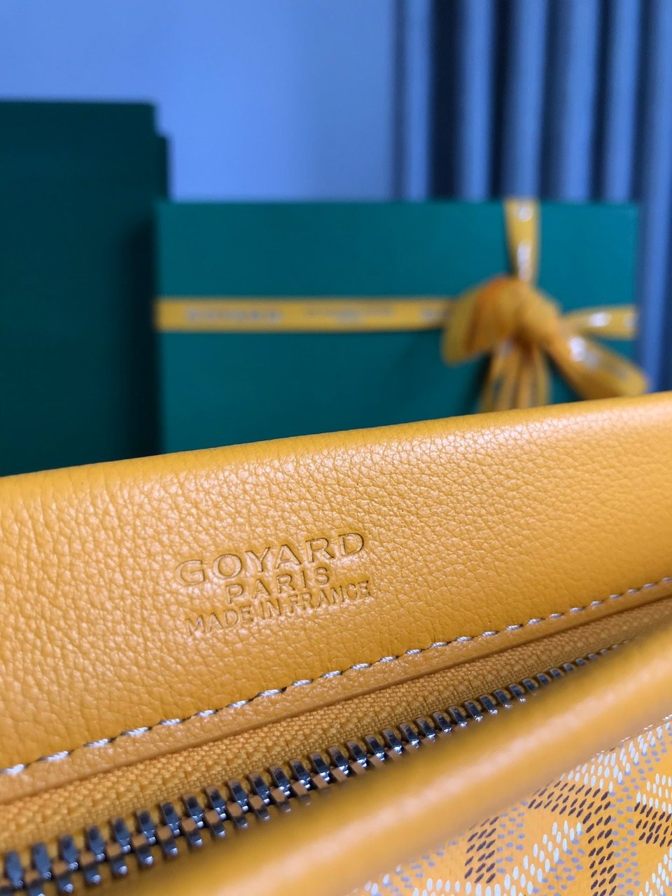 Goyard Conti Pouch 24 Cm Yellow Lambskin And Goyardine Canvas view 8