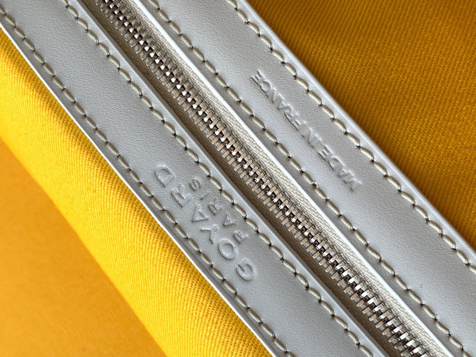 Goyard 50cm view 3