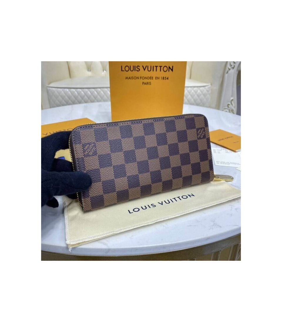 Louis Vuitton Damier Ebene Zippy Wallet Brown view 4