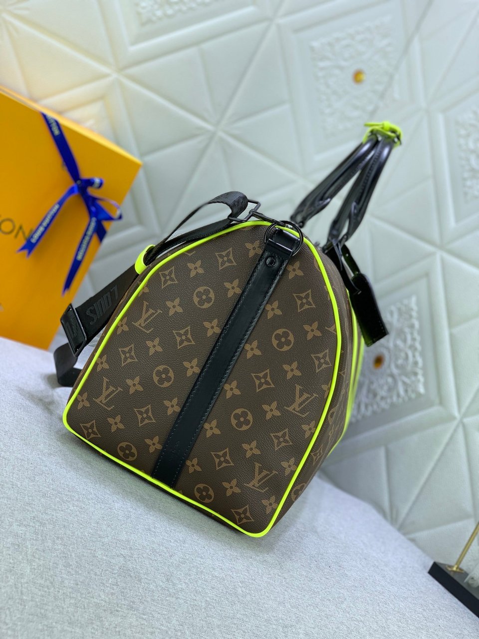 Louis Vuitton Keepall Bandouli Re 50 Brown And Chartreuse Macassar Canvas M45866 view 7