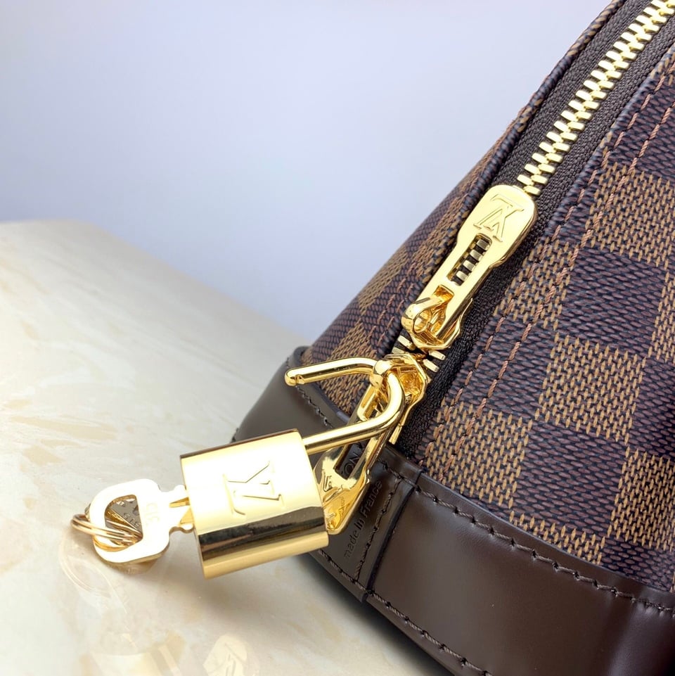 Louis Vuitton Alma Bb Damier Ebene 23Cm view 10