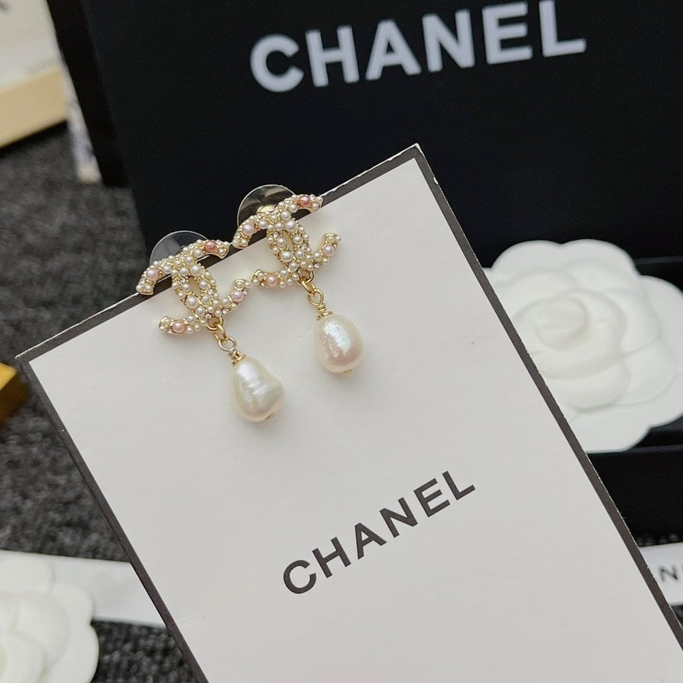 Chanel Pearls Crystal Earrings view 5