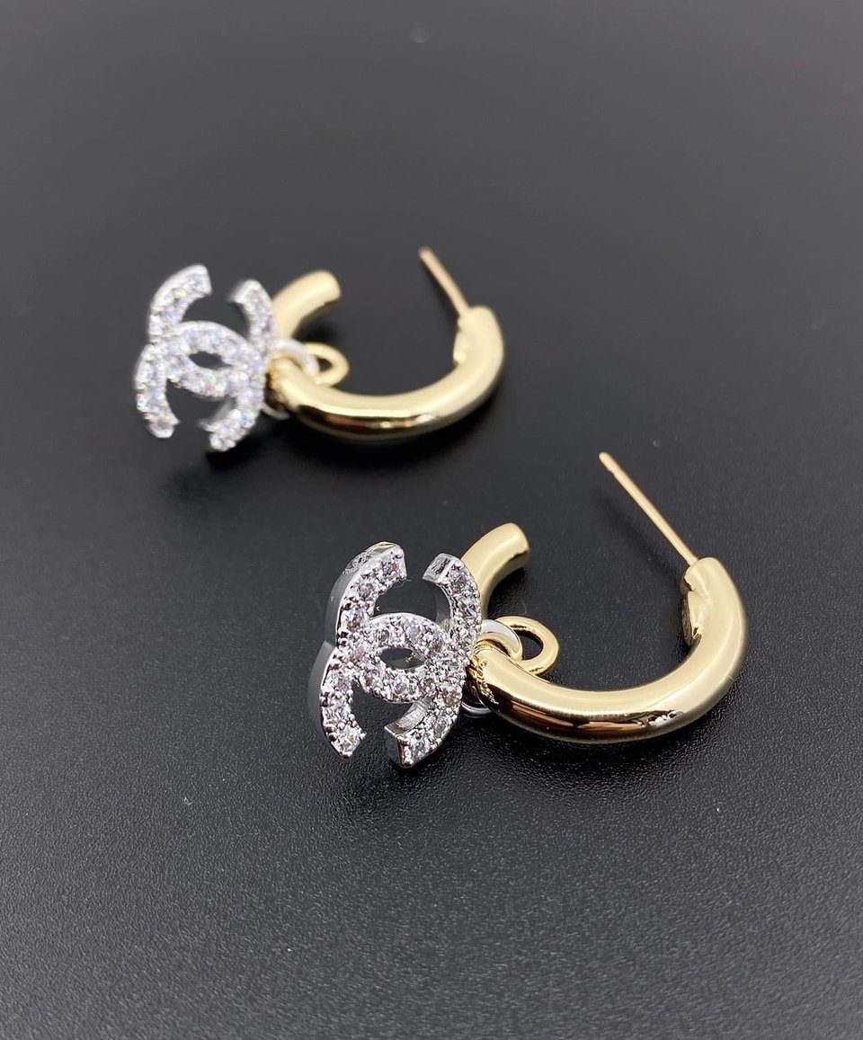 Chanel Pearls Cc Logo Earrings view 4