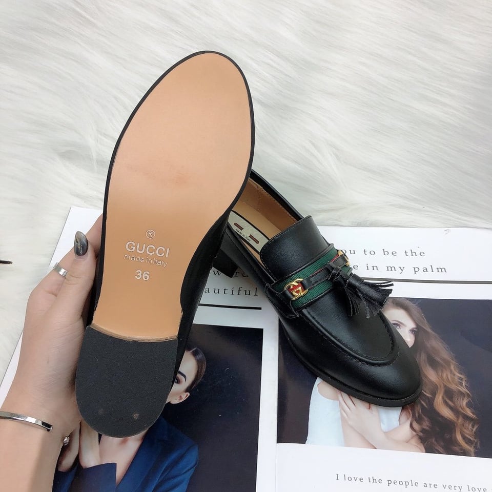 Gucci Unisex Leather Interlocking G Black view 8