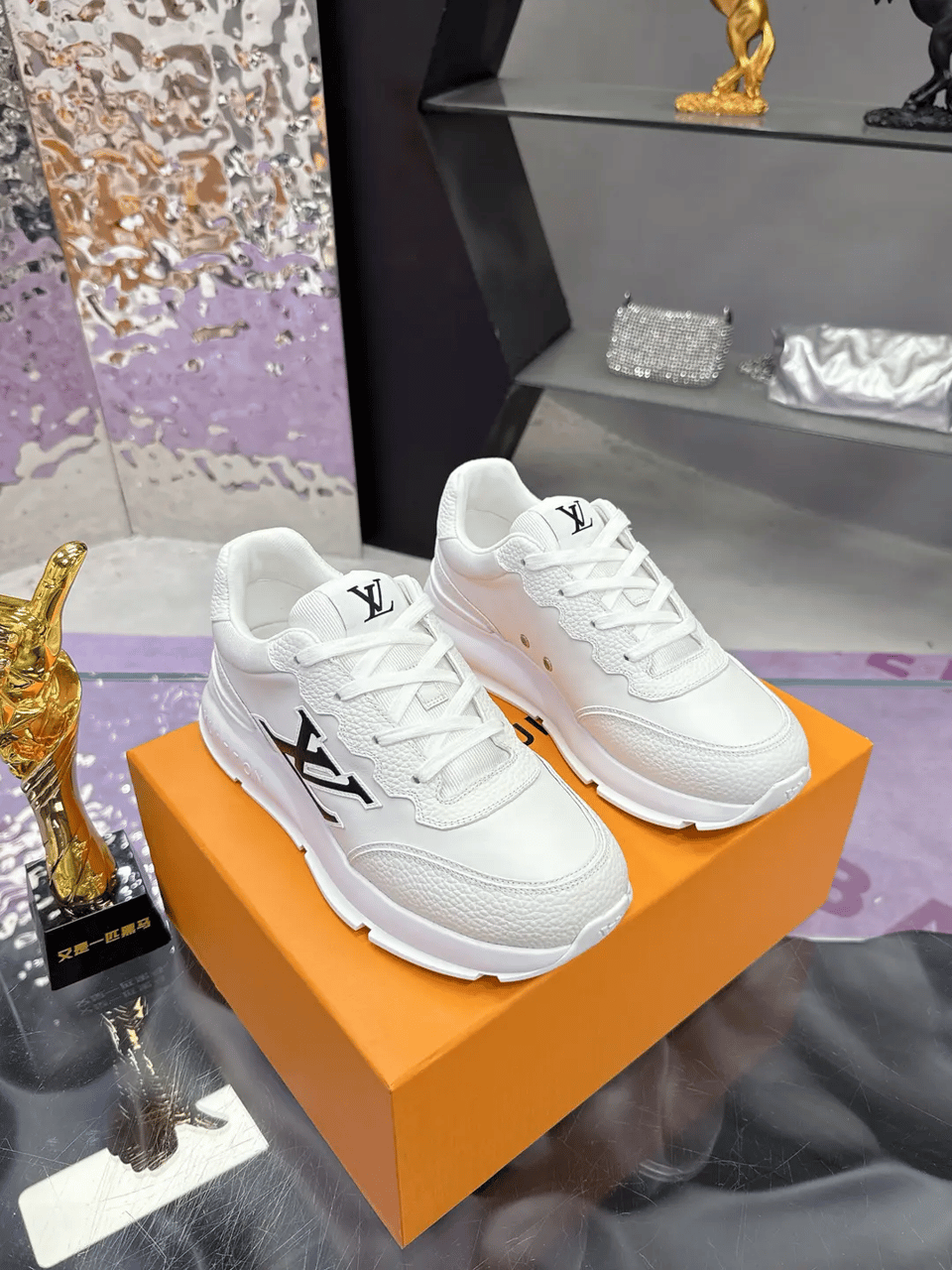 Louis Vuitton LV Classic White Sneaker for Men 1AHSTF view 15