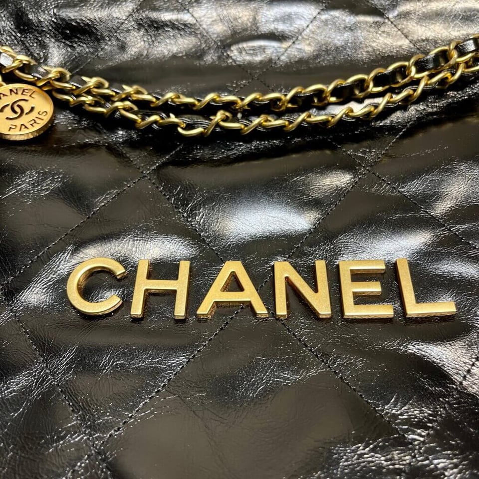 Chanel 22 Small Handbag Shiny Calfskin Black Gold view 6