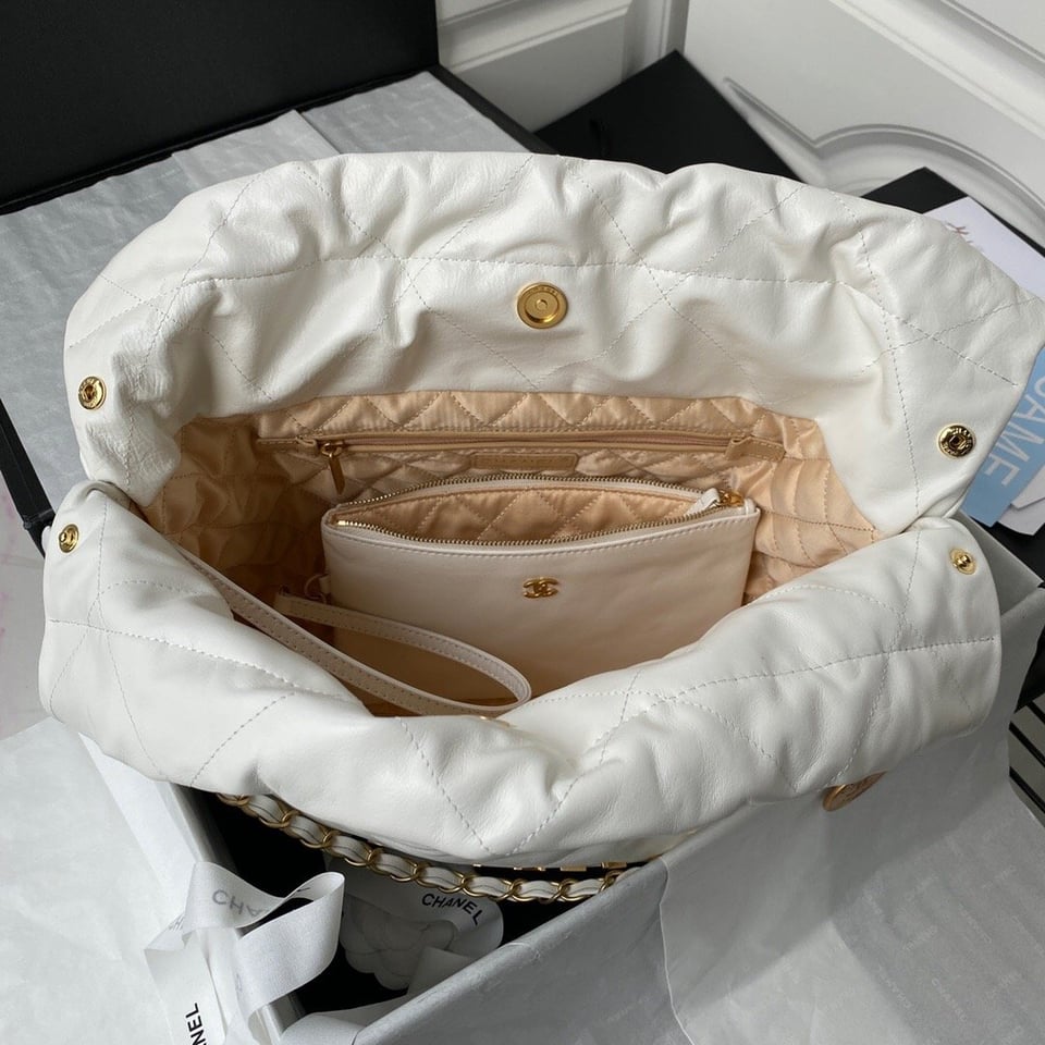 Chanel 22 Handbag White 42Cm As3261 view 8