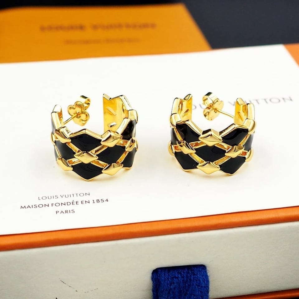 Louis Vuitton Lv Malletage Earrings Gold M01685 view 4