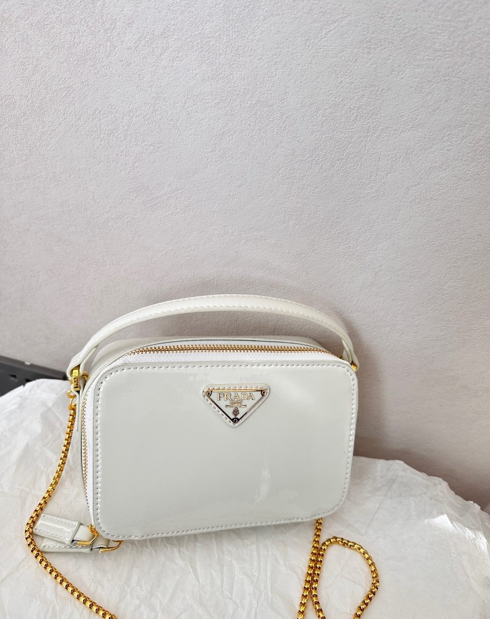 Prada Patent Leather Mini Pouch White 18Cm view 3