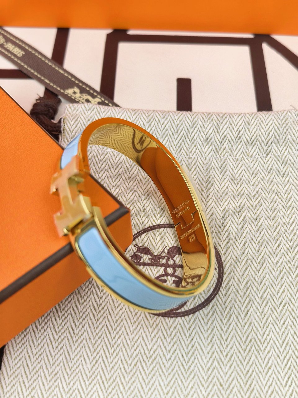 Hermes Clic Clac H Bracelet Gold view 6