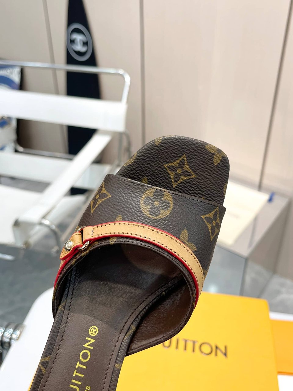Louis Vuitton Neo Revival Mule Monogram Canvas view 4