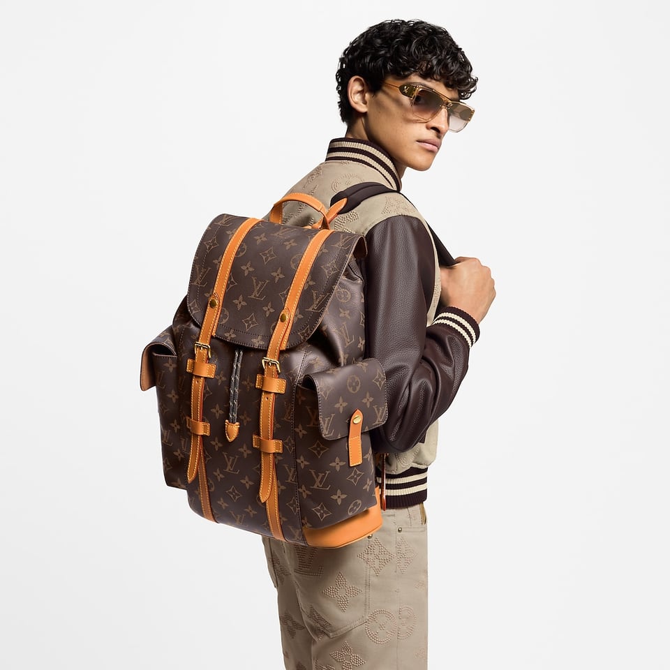 Louis Vuitton Christopher Mm M14038 view 3