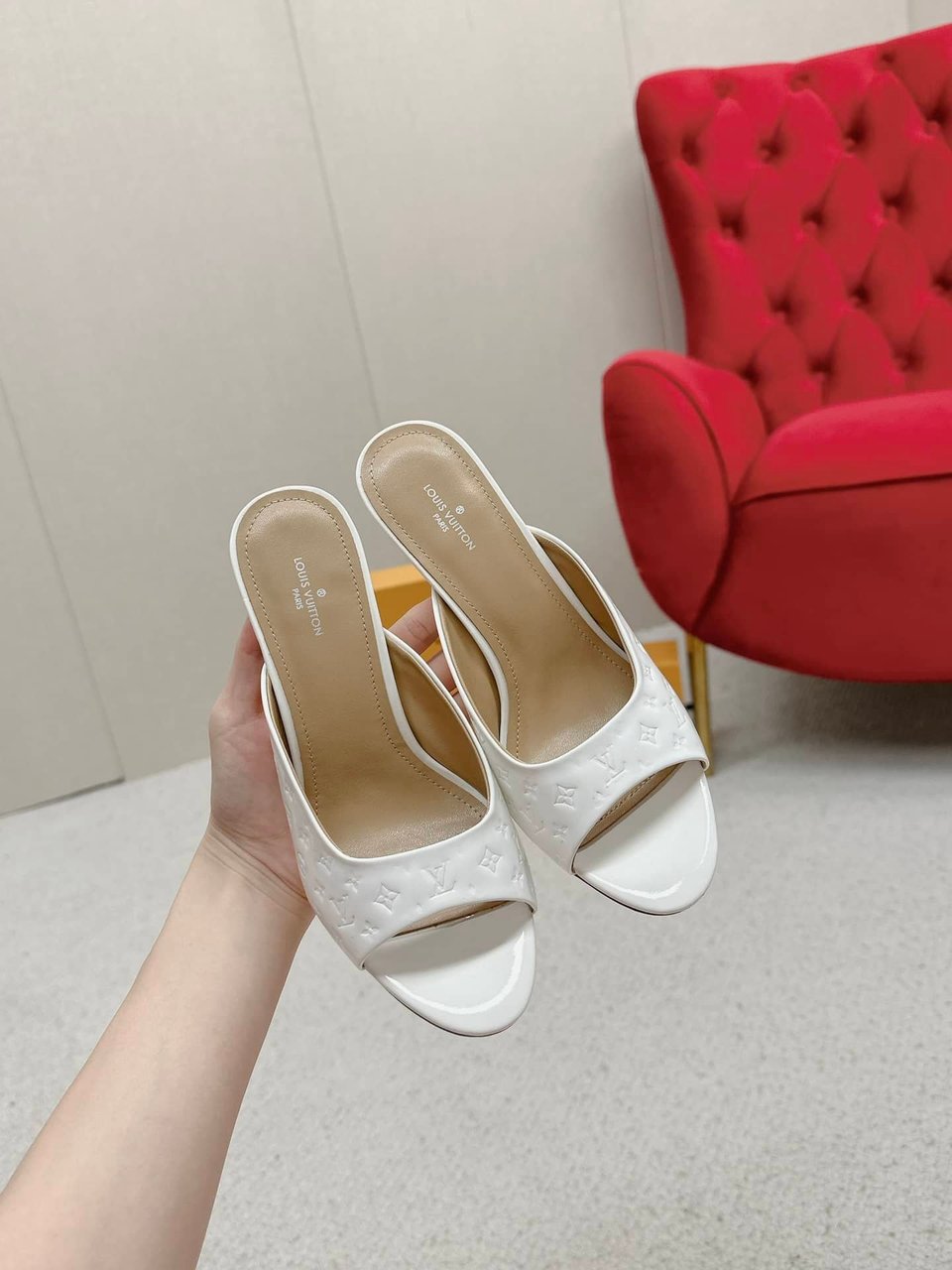 Louis Vuitton Super Mule Sandals White 1Acj51 view 7