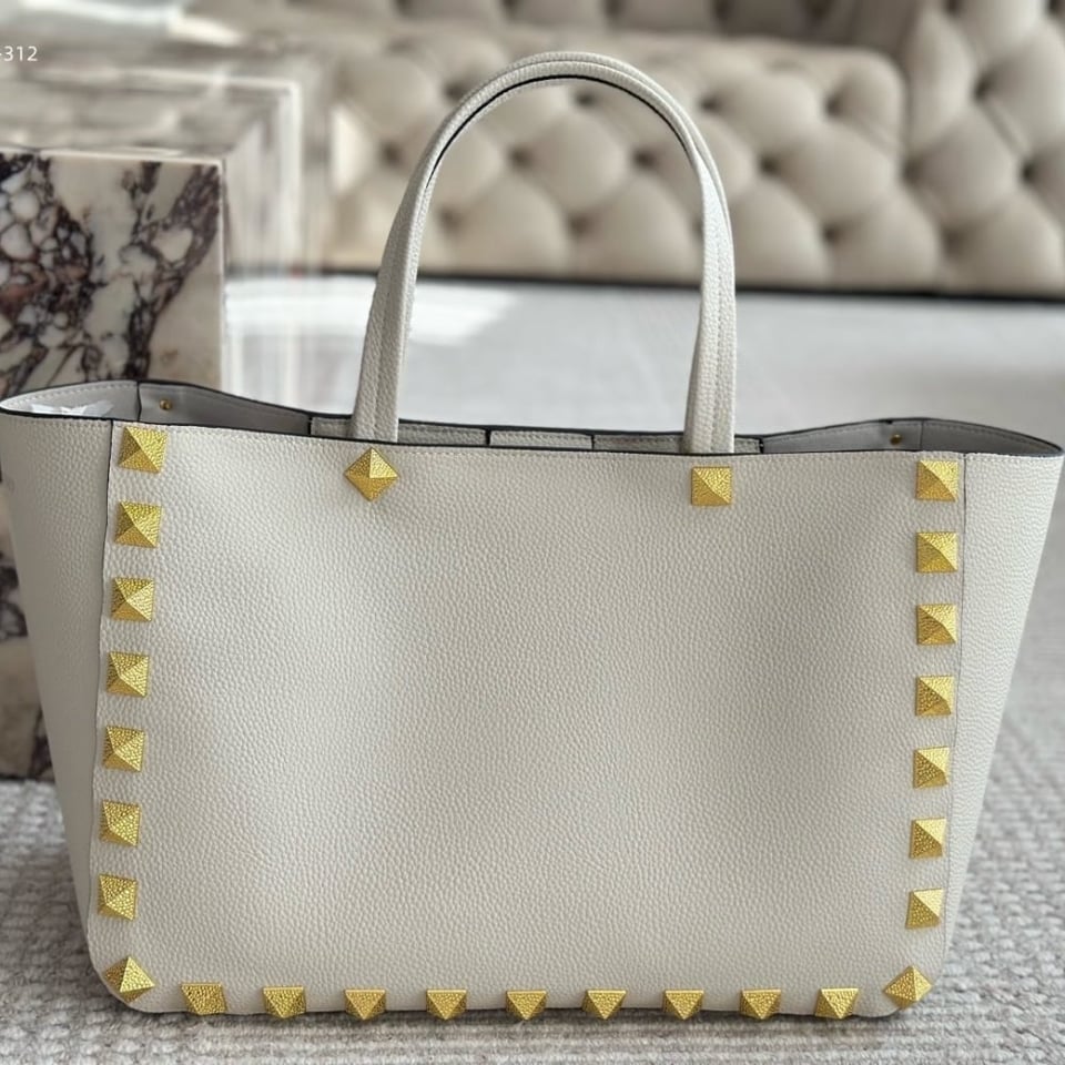Valentino Garavani Rockstud Tote Bag White 40Cm view 3