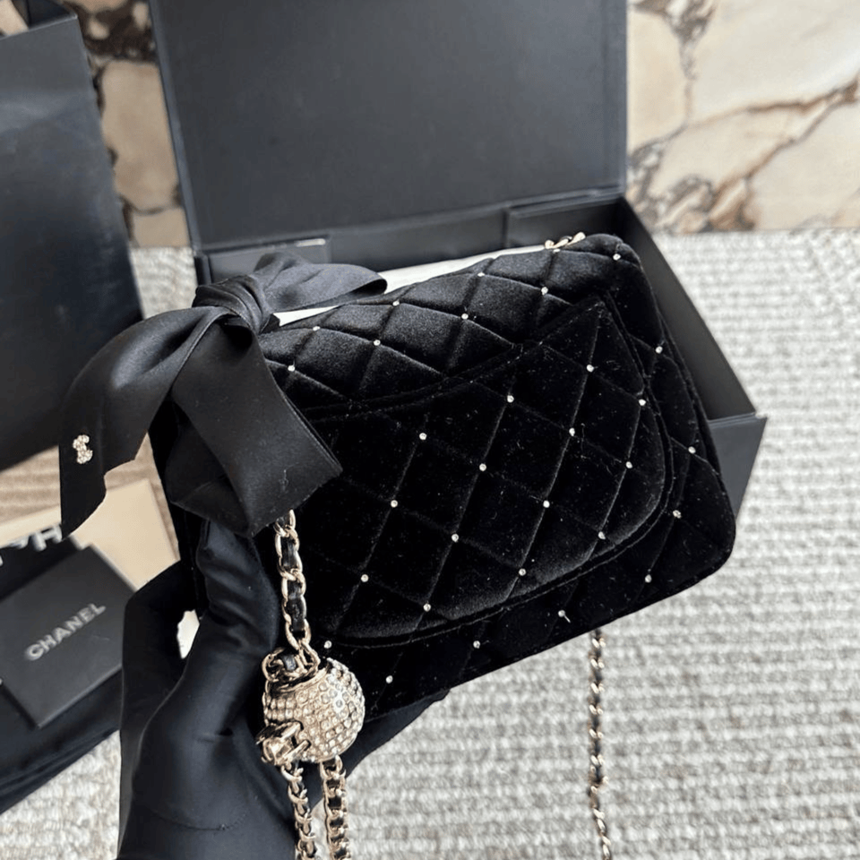 Chanel Mini Pearl Super Black Bag 17cm/6in view 11