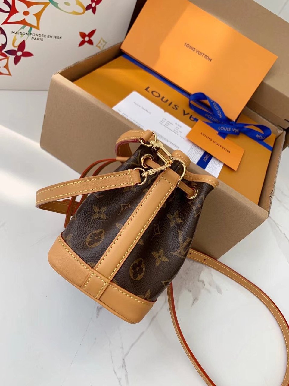 Louis Vuitton Nano Noé Monogram Small Leather Goods Monogram 16cm M81266 view 10