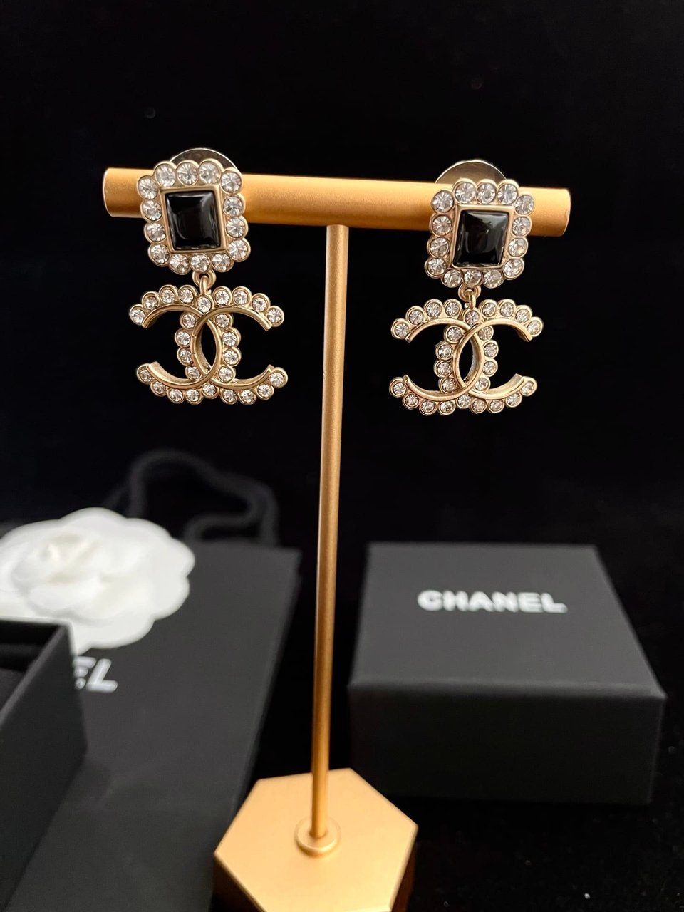 Chanel Cc Earrings view 3