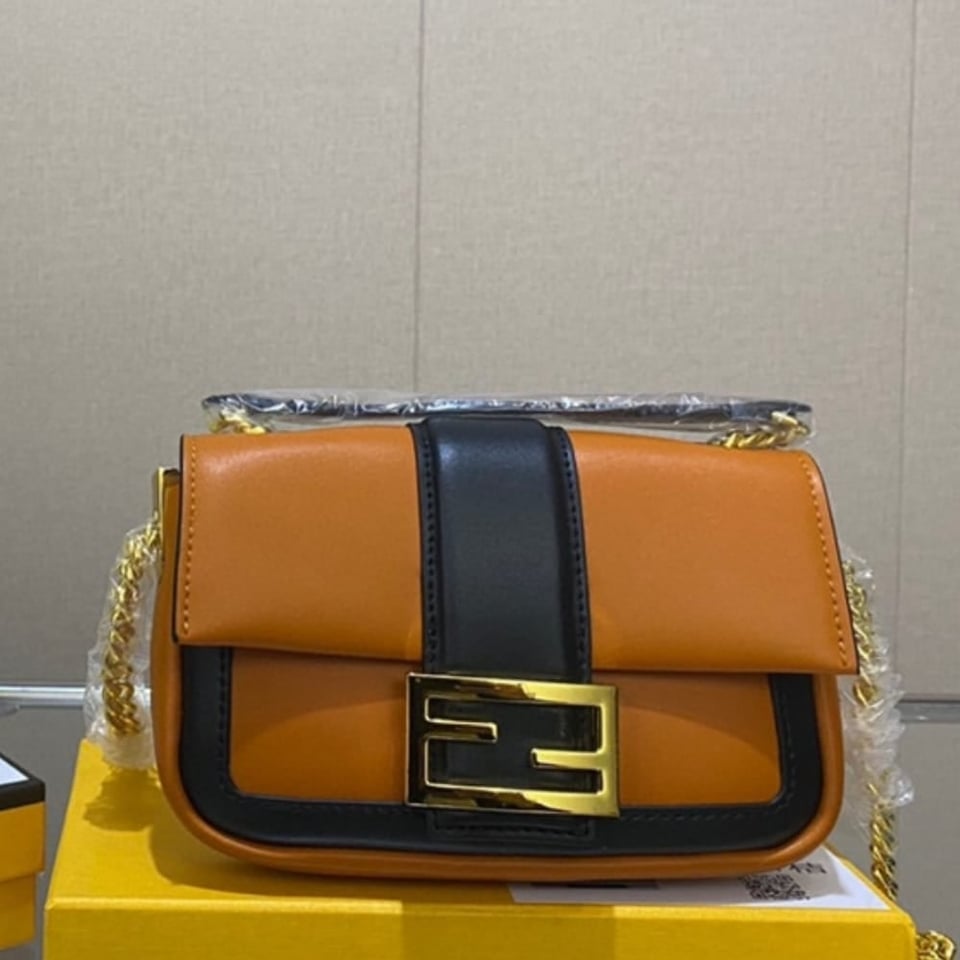 Fendi Women Mini Baguette Chain Shoulder Bag Brown 19Cm view 3